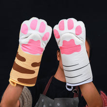 Load image into Gallery viewer, 1 pc Cute Cartoon Cat Paws Oven Mitts Cat Claw Cotton Baking Insulation Gloves Microwave Heat Resistant Anti-scald Non-slip Glove