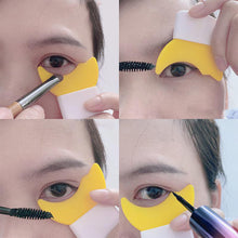 Load image into Gallery viewer, Multifunctional Eye Makeup Silicone Auxiliary Baffle Eyeliner Eye Shadow Mascara Auxiliary Tool Makeup Tools