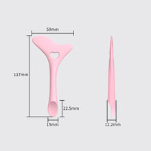 Load image into Gallery viewer, Multifunctional Silicone Eye Makeup Bezel Eyeliner Eyeshadow Mascara Auxiliary Tool Portable Makeup Tool