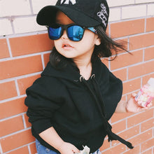 Load image into Gallery viewer, Fashion Kids Sunglasses Cute Shark Sunglasses Square Frame Outdoor UV Blocking Sunglasses for Boys Girls