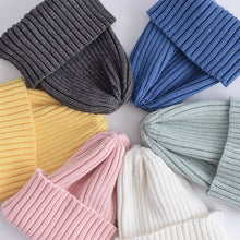 Load image into Gallery viewer, Children Knitted Hat Candy Color Knitted Hat Autumn and Winter Warm Knitted Hat Comfortable Breathable Knitted Hat for Kids