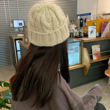 Load image into Gallery viewer, Retro Versatile Woolen Hat Thickened Warm Twist Knit Hat Ear-protection Woolen Hat Solid Color Knit Hat for Men Women