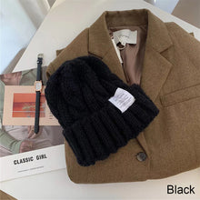 Load image into Gallery viewer, Retro Versatile Woolen Hat Thickened Warm Twist Knit Hat Ear-protection Woolen Hat Solid Color Knit Hat for Men Women