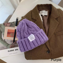 Load image into Gallery viewer, Retro Versatile Woolen Hat Thickened Warm Twist Knit Hat Ear-protection Woolen Hat Solid Color Knit Hat for Men Women