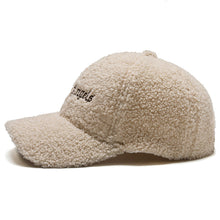 Load image into Gallery viewer, Women Men Lamb Wool Thermal Baseball Cap Fashionable Versatile Cap Casual Adjustable Lamb Wool Cap for Autumn and Winter