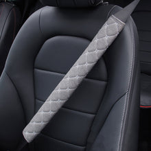 Load image into Gallery viewer, 1PC 50cm/75cm Car Seat Belt Shoulder Guard BreathablePadding Pad Car Interior Accessories Four Seasons