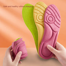Load image into Gallery viewer, 1 Pair Winter Constant Temperature Self Heating Insole Durable Self Heating Warm Insole Comfortable Breathable Insole