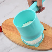 Load image into Gallery viewer, Handheld Flour Sieve Fine Mesh for Straining Powdering Flour Round Flour Sifter Cake Baking Sugar Icing Filter