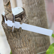 Load image into Gallery viewer, 100PCS Gardening Plant Nursery Hang Tag Plastic Identification Card Waterproof Ring Set Reusable Label Markers Garden Tool