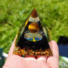 Load image into Gallery viewer, Energy Generator Pyramid Amethyst Peridot Natural Healing Stone Crystal Reiki Meditation Orgone Chakra Orgonite Pyramid for Room Decor