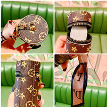 Load image into Gallery viewer, Creative Mini Portable Fashionable Lipstick Bag Convenient Lipstick Scarf Old Flower Mouth Red Packet Key Buckle Pendant