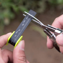 Load image into Gallery viewer, Portable Folding Scissors Safe Keychain Trip Scissors Cutter Safety Portable Travel Trip Scissors Used For Home Office Fishing