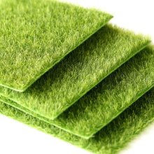Load image into Gallery viewer, Aritificial Square Lawn Piece for Fish Tank Aquarium Microlandschaft Decoration Grass Moss Mat 15*15cm