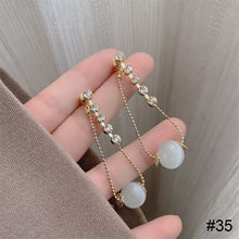 Load image into Gallery viewer, Versatile Niche Earrings Fashion Delicate Alloy Ear Studs Zircon Pearl Earrings Women Jewelry Accessories