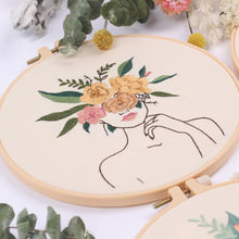 Load image into Gallery viewer, Flowers DIY Embroidery Kit Body Art Kit Starter Beginners Kids Handcraft Needlework Cross Stitch Kit Cotton Embroidery Painting Embroidery Hoop Home Decor
