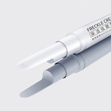 Load image into Gallery viewer, Freckles Remove Cream Melasma Remover Dark Spot Lightening Removal Moisturizing Brighten Freckle Remove Face Skin Care Cream