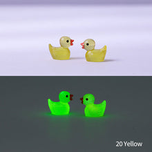 Load image into Gallery viewer, 5/10/20Pcs Mini Luminous Resin Ducks Glow in The Dark Miniature Ornament Tiny Ducks For DIY Car Garden Dollhouse Micro Landscape