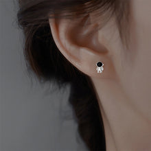 Load image into Gallery viewer, Niche Asymmetric Opal Star Earrings Temperamental Silver Astronaut Earrings Ear Studs Jewelry Accessories