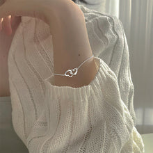 Load image into Gallery viewer, Double Heart-shaped Interlocking Bracelet Exquisite Small Love Bracelet Alloy Hand Jewelry Accessory