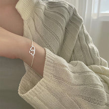 Load image into Gallery viewer, Double Heart-shaped Interlocking Bracelet Exquisite Small Love Bracelet Alloy Hand Jewelry Accessory