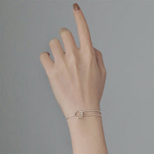 Load image into Gallery viewer, Geometric Circular Interlocking Bracelet Simple Retro Alloy Silver Bracelet Hand Jewelry Accessory Gift