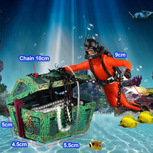 Load image into Gallery viewer, Resin Treasure Hunter Diver Fish Tank Decor Mini Submarine Ornament Aquarium Decoration Underwater Landscape