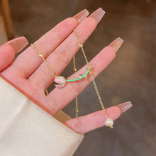 Load image into Gallery viewer, Tulip Tassel Pendant Pearl Necklace Female Mori Style Super Fairy Collar Chain Fashion Personality Fashion Versatile Accessories