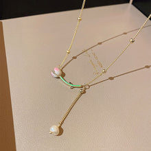 Load image into Gallery viewer, Tulip Tassel Pendant Pearl Necklace Female Mori Style Super Fairy Collar Chain Fashion Personality Fashion Versatile Accessories