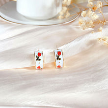 Load image into Gallery viewer, Silver Needle Retro Simple Tulip Flower Earrings Fashion Simple Light Luxury Earrings Women Elegant Earings Ear Studs