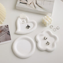 Load image into Gallery viewer, Ins Plate Heart Circle Gypsum Jewelry Plate Snacks Dessert Storage Tray Enamel Trinket Dish Photography Props