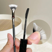Load image into Gallery viewer, Fan-shaped Eyelash Brush Soft Bristle Angle Bend Eyelash Brush Makeup Brush Mascara Application Tool Beauty Tool