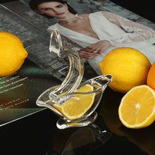Load image into Gallery viewer, Mini Bird Shape Transparent Manual Juicer Press Squeeze Fruit Portable For Orange Lemon Juicer For Home Kitchen