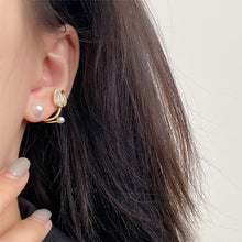 Load image into Gallery viewer, Tulip Flower Pearl Earrings Small Delicate Alloy Ear Studs Earrings Simple Flower Earrings Jewelry Accessories