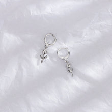 Load image into Gallery viewer, Exquisite Tulip Ear Buckle Earring Fashion Simple Flower Earring Jewelry Accessory Women Elegant Earing