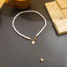 Load image into Gallery viewer, Temperamental Love Pendant Pearl Necklace Niche Vintage Alloy Pearl Necklace Clavicle Chain Jewelry Accessory