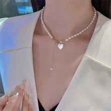 Load image into Gallery viewer, Temperamental Love Pendant Pearl Necklace Niche Vintage Alloy Pearl Necklace Clavicle Chain Jewelry Accessory