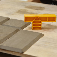 Load image into Gallery viewer, Pottery Cutter Angle Cut Tool T Type Wiring Cutting Trim Tool for DIY Pottery Sculpture Ceramic Clay Trim Modeling Tool