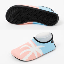 Load image into Gallery viewer, Children's outdoor beach shoes stick skin breathable soft sole diving shoes butterfly heel anti-cutting swimming shoes