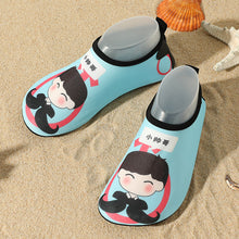 Load image into Gallery viewer, Children'S Outdoor Beach Shoes Stick Skin Breathable Soft Sole Diving Shoes Butterfly Heel Anti-Cutting Swimming Shoes