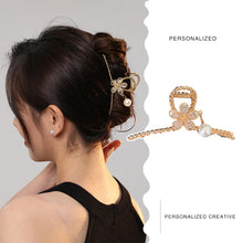 Load image into Gallery viewer, Elegant Flower Pearl Hairpin Temperamental Alloy Gold Hair Clip Fashion Headwear Hair Accessories for Women