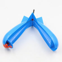 Load image into Gallery viewer, Torpedo Nesting Device Touch Water Immediately Open Bait Container Carp Fishing Bait Feeder Wild Fishing Sea Pole Long Throw Point 360 Rotating Nested Device Fishing Supplies