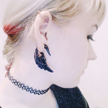 Load image into Gallery viewer, 1 Pair Black Acrylic Spiral Gauge Ear Plug Fake Stretcher Flesh Earrings Piercing Jewelry
