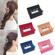 Load image into Gallery viewer, Fashion Women Acrylic Retro Hair Claw Clip Girls Hairpin Claws Hair Clamp Hair Accessories
