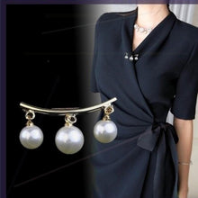 Load image into Gallery viewer, Simple Pearl Pin Brooch Breastpin Collar Cardigan Brooch Straps Fixed Anti Slip Pin Luxury Silver Gold Cloth Dress
