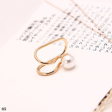 Load image into Gallery viewer, 1PC Fashion Simple Creative Pearl Rhinestone U-shaped Ear Clips Jewelry Gift for Women
