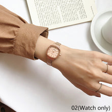 Load image into Gallery viewer, Women Fashion Casual Retro Luxury Small Square Wheat Ear Printing Watch Ladies Rose Gold Quartz Watch
