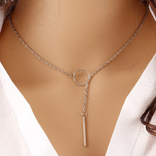 Load image into Gallery viewer, Fashion Simple Retro Sweet Elegant Metal Circle Pendant Clavicle Chain Necklace Women Jewelry Gift
