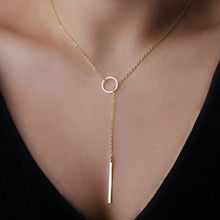 Load image into Gallery viewer, Fashion Simple Retro Sweet Elegant Metal Circle Pendant Clavicle Chain Necklace Women Jewelry Gift
