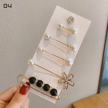 Load image into Gallery viewer, 1 Set Fashion Pearl Pin Brooch Collar Cardigan Brooch Straps Fixed Anti Slip Pin Gift For Women Girls
