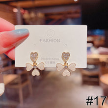Load image into Gallery viewer, 1 Pair Women Simple Silver Needle Zircon Flower And Pearl Stud Fashion Jewelry Eardrop Earrings
